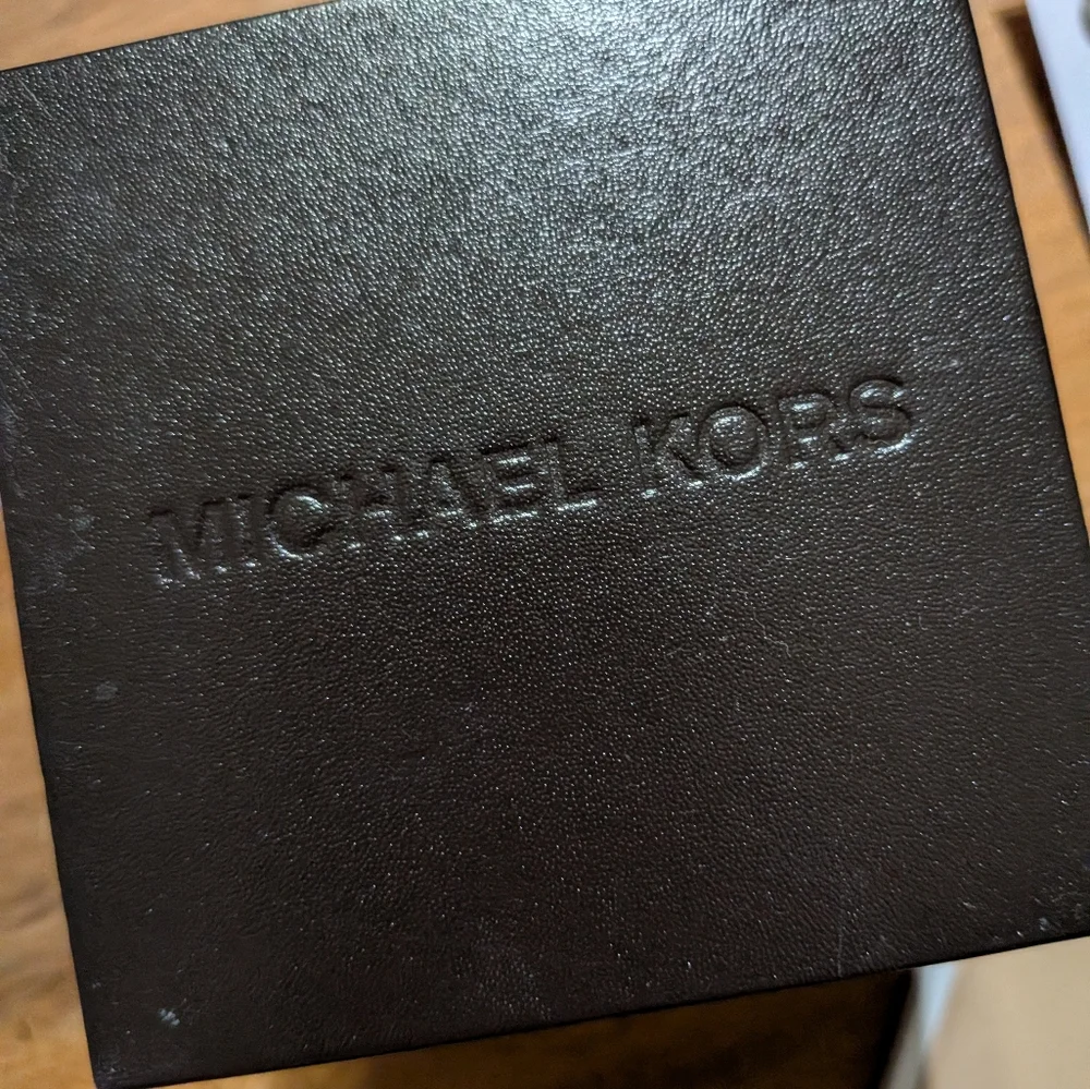 Michael Kors Parker‎ Women's Watch, Stainless Steel and Pavé Crystal MK 5491 - Picture 8 of 11